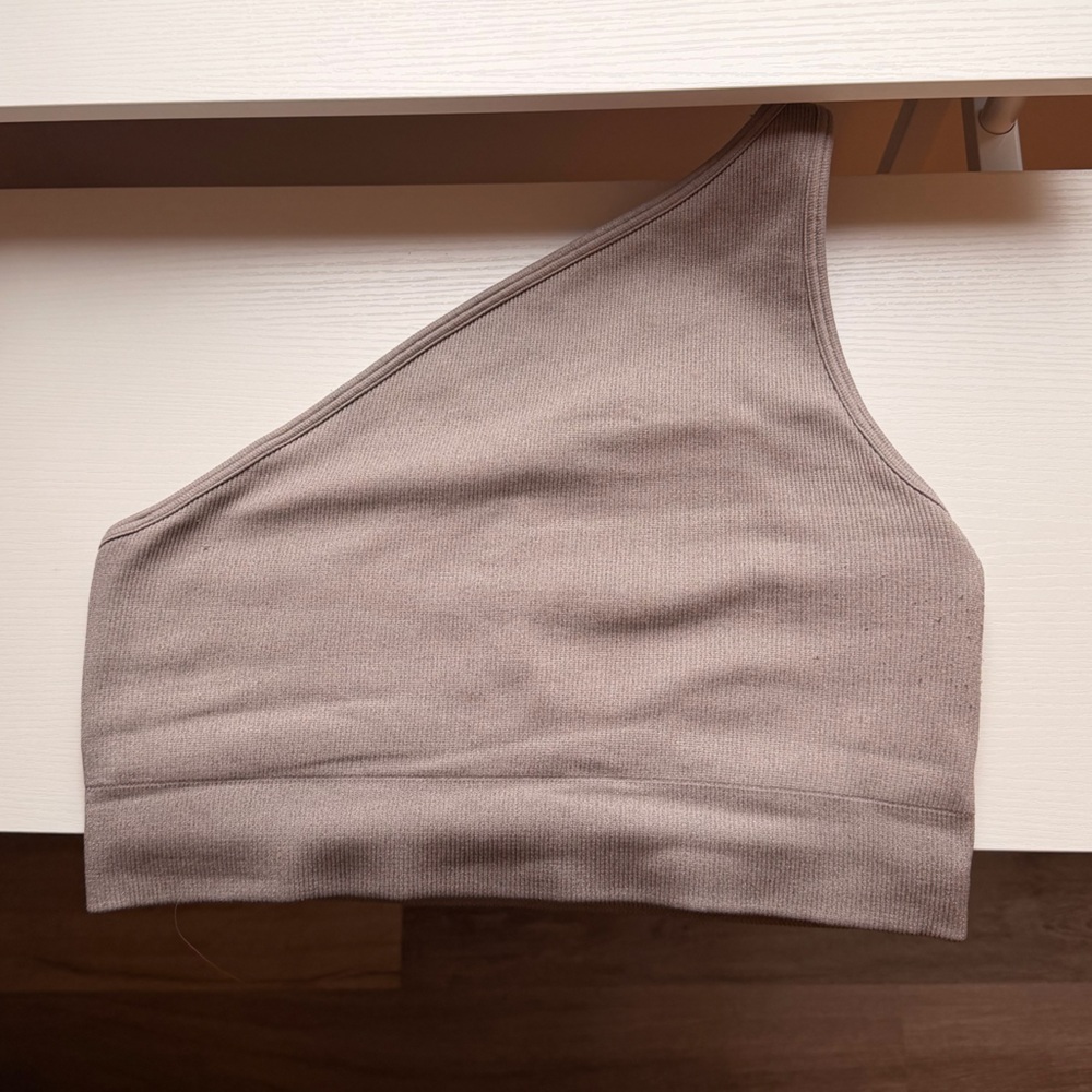 ALO Yoga Asymmetric Bra